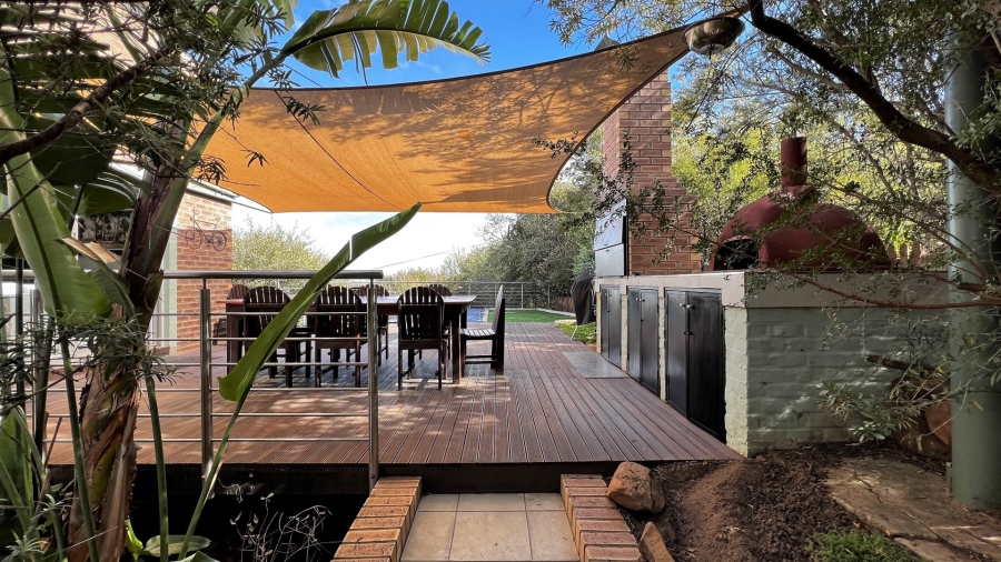 4 Bedroom Property for Sale in Langenhovenpark Free State
